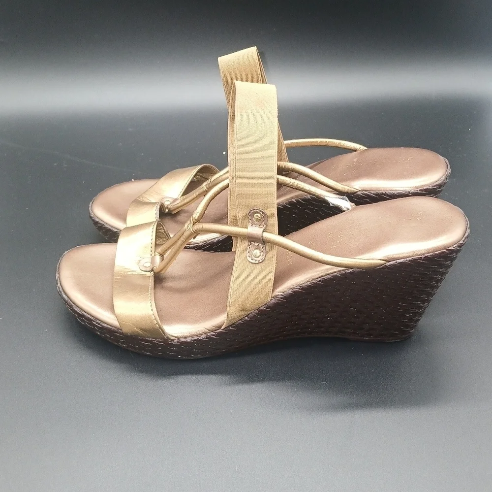 Italian Shoemaker Strappy Wedge Heels​​​